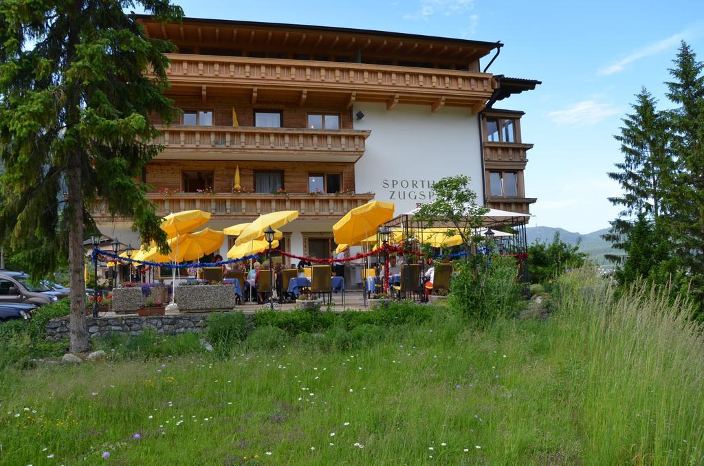 Sporthotel Zugspitze Lermoos Ngoại thất bức ảnh
