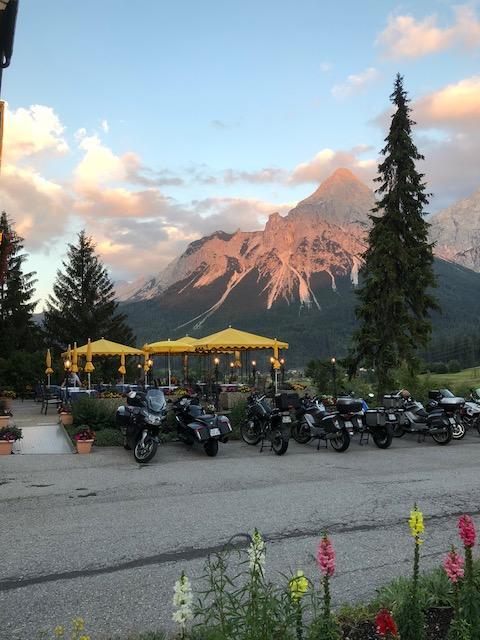Sporthotel Zugspitze Lermoos Ngoại thất bức ảnh